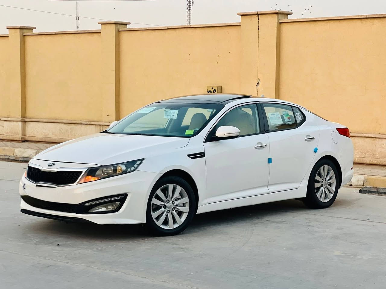 كيا اوبتما خليجي مكينه 2400 دوش رقم بصره نكليزي بسمي سنويه 30
كير مكينه تبريد تدفئه شرط
السياره بنيرامه بصمه حساس خلفي اشاير بالمري
ماشيه 118 الف كيلو
بيها قطعتين صبغ باب السايق والباب الخلفي اليمين
بدون دواخل +جاملغ مفتوح 
السعر 130 وبيها مجال
مكاني ناصريه سوق الشيوخ واتساب ***********
