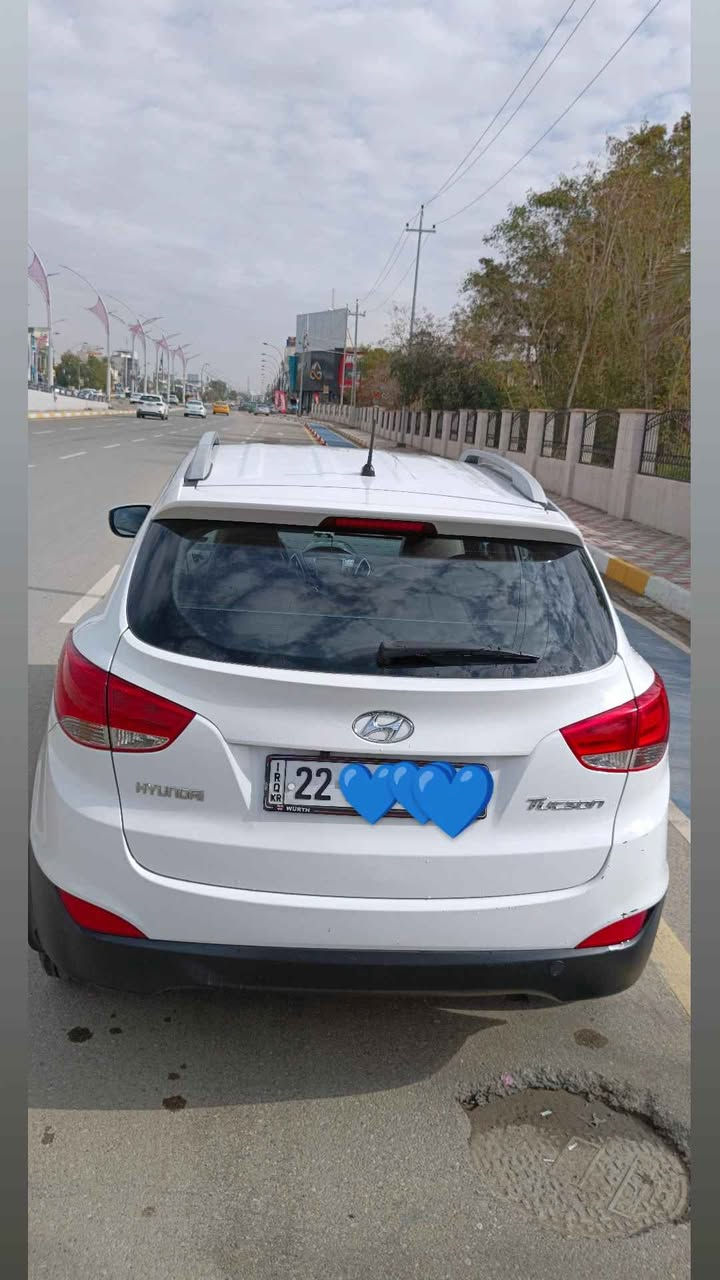 توسان 2013 سيارة خليجي بدون صبغ كلش نظيفة استخدام شخص واحد من بلاد ماشي 174.000كم السعر 160 ورقة وبي محال بسيط رقم التواصل *********** Singapore
