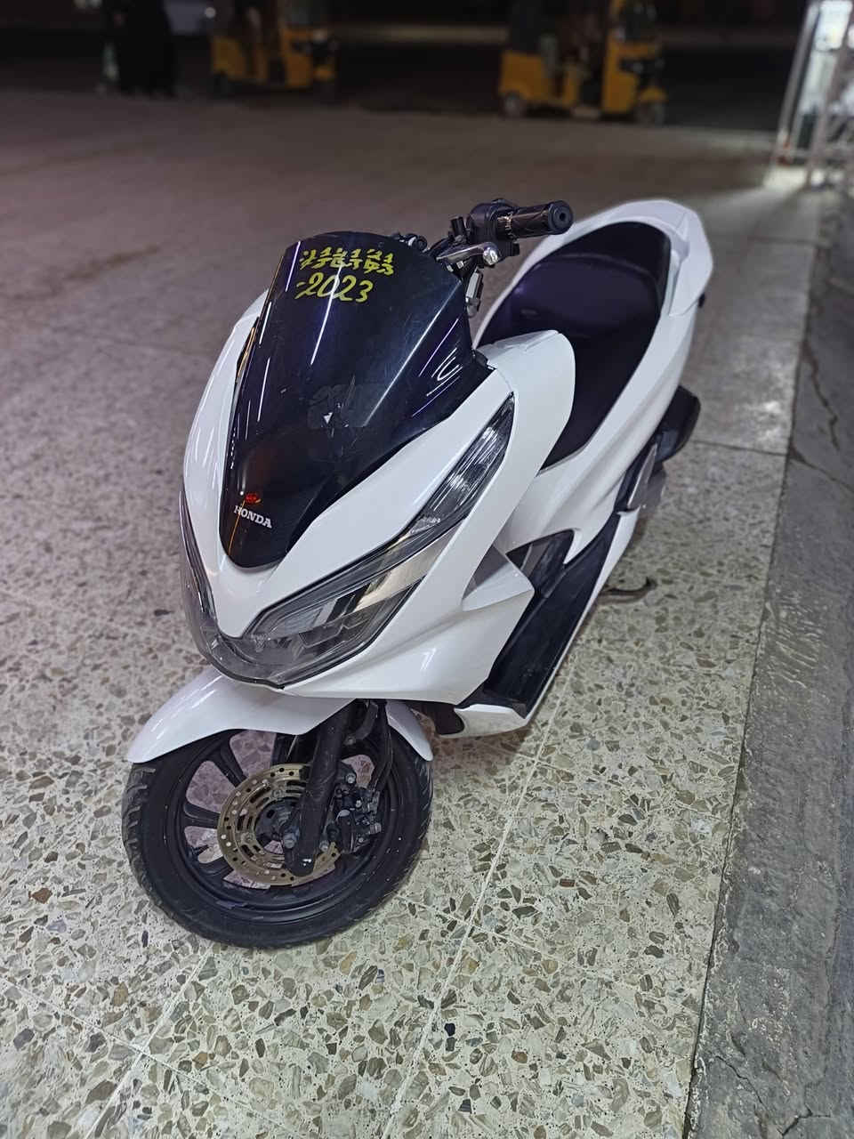 سلام عليكم دراجه بي سي إكس جيل الثالث الون ابيض صدفي اتراي رمبه
مكينه اكلاجات كفاله عامه وارد كوري استيرن اربع قطع 
بغداد حي النصر الاستفسار ***********
