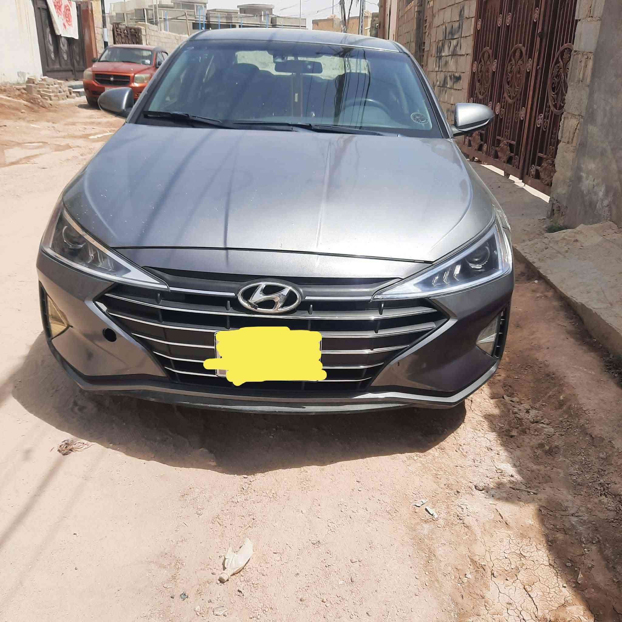 النترا للبيع او مراوس باقل
النترا 2019 معوقين انبار وكاله والتحويل مضمون ابيع صبغ عام بس مامصبوغه عام فقط صفحة السايق حته لادوخني ودوخك
مكينه ٢٠٠٠ دوش 
كير AT
تحكم استرين جهتين
حساسات خلفيه وجانيه 
شاشه كبيره وكاميرا 
رادار امامي وخلفي 
توقف تلقائي 
مانع انزلاق 
تثبيت سرعه
تحديد مسار 
نقطه عمياء
شاشه اعطال
بعد بيه مواصفات
حادثه من امريكه صفحة السايق ومصبوغه 
وبالعراق مبدل قبق الجنطه 
اني ابيع صبغ عام 
مكاني الانبار
٩٨
***********
