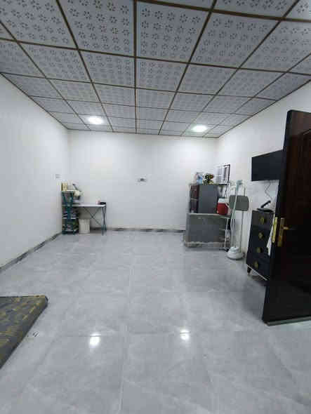 مكتب عقارات الاكرم
‼️بيت للبيع‼️
📐المساحة٢٠٠م  طابق ونصف
🔴 التفاصيل الطابق الاول غرفتين استقبال صاله مطبخ حار بارد صحيات داخلية وخارجية
الطابق الثاني غرفة كبيرة 10x5 مع صحيات 
📍العنوان البصرة شط العرب الجزيرة باب الهوى 
💸💵السعر ١٢٠ قابل للتفاوص.
الاتصال على الأرقام
***********
***********
***********
