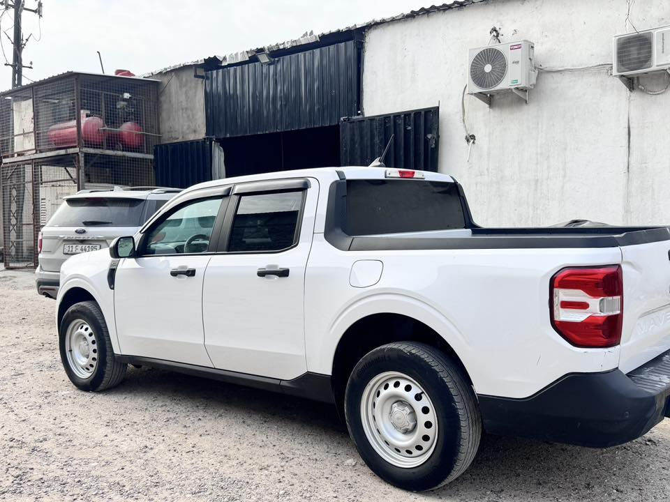 فورد مافريك هايبرد 2023 XL
حادثها خفيف كما موضح بلصور 
ماشيه 33 الف ميل حلوة مواصفات 
محرك كير واير بشرط مامفتوح 
سيارة حيل نظيفة كلشي عل بلاد جديد 
سنوية هزة كلشي جديد مدفوع لـ
باسمي السنوية بشرط تحويل وغرامـة
سيارة مابيـها دينار مصرف كامل من كل نواحي 
السعر 185$ قفل
للاستفسار‬
***********
