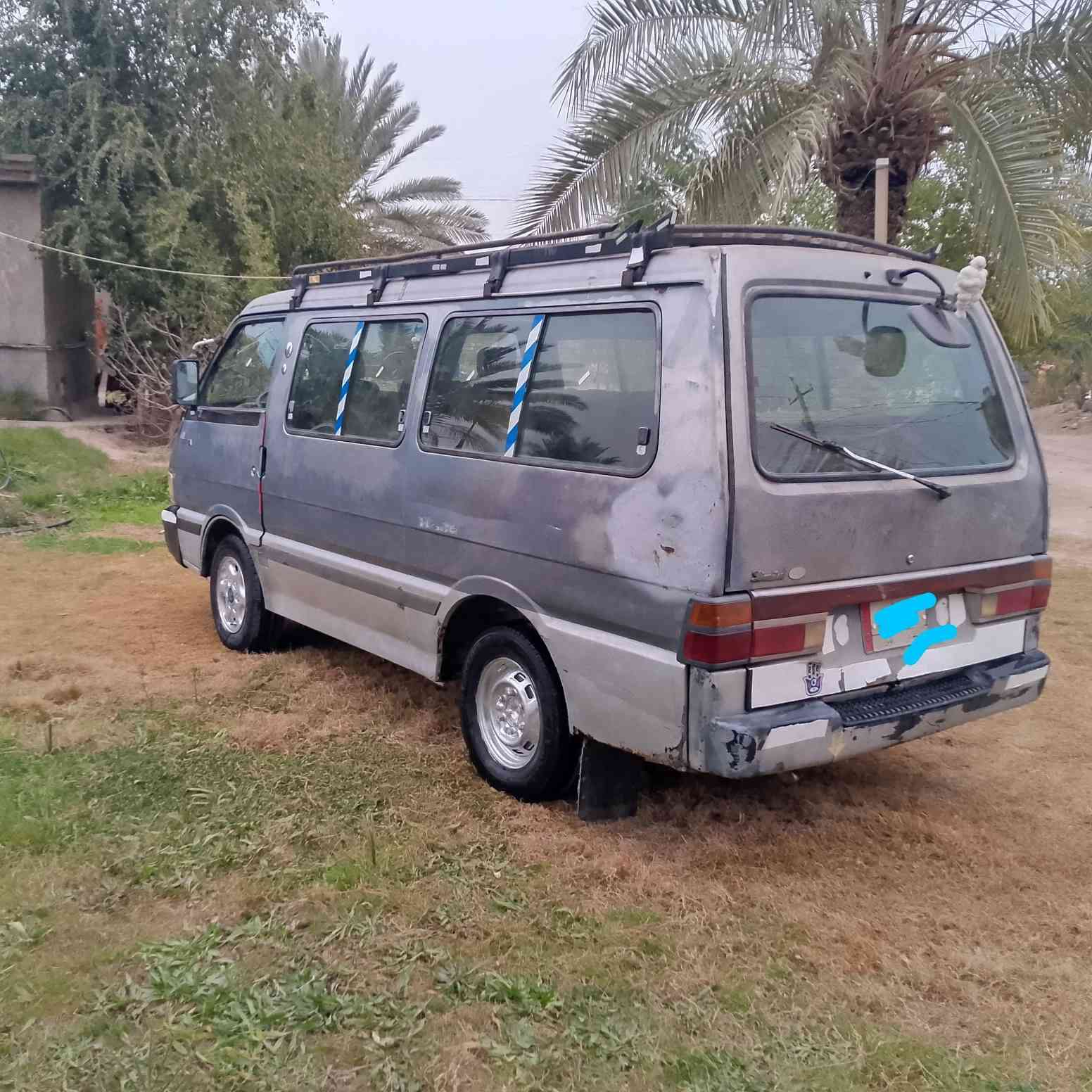 هيه سياره رقم بغداد  94من مكفولت  اربع شواصي محرك كير اكسن بلديه سنويه 26  عارضه 35 بيه مجال  ***********  واتساب برقم مكان السياره بغداد المحموديه الطيفيه
