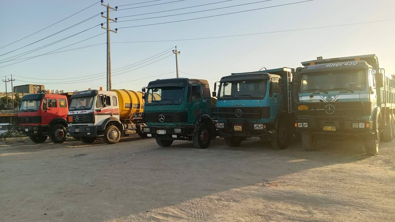 سلام عليكم للبيع المعرض على طريق كربلاء نجف خان النص عمود ***********05/٦٠٠
