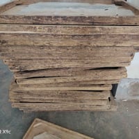 فرن سوري • طاوليات مربعة • ٣٥ طاولة