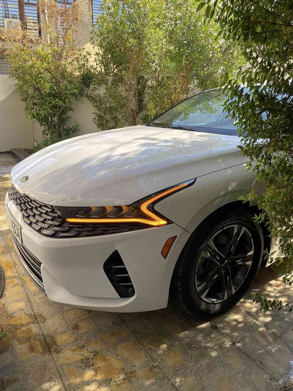 السلام عليكم للبيع K5 موديل 2021 رقم اربيل باسمي صور الحادث بالمنشور بچم كبس ماشيه 60 مكان السيارة بغداد الغدير السعر 160 تفاصيل اكثر  ***********
