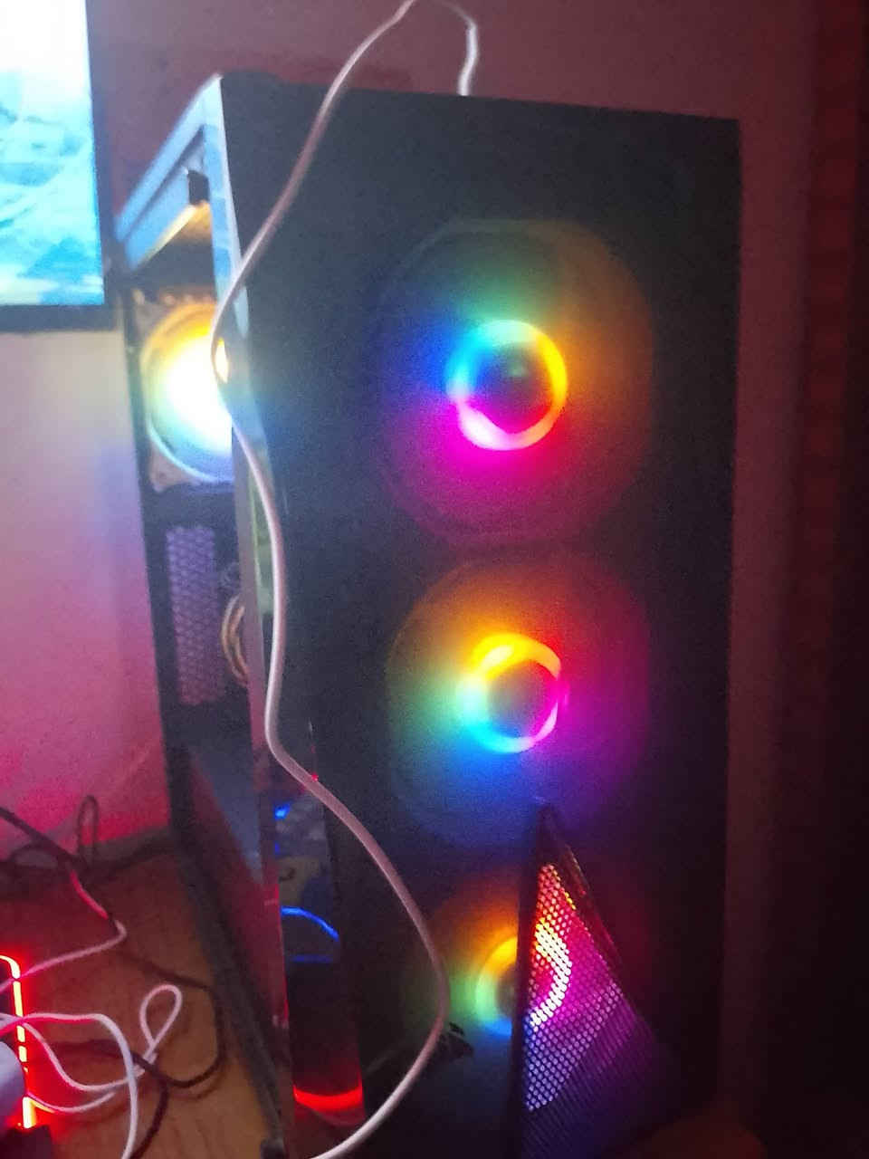 هلتجميعة للبيع الجهاز  استعمال جدا قليل و نظيف المواصفات موجودة بالصورة و مكاني النجف الاشرف رقم الهاتف *********** موجود واتساب و خط
