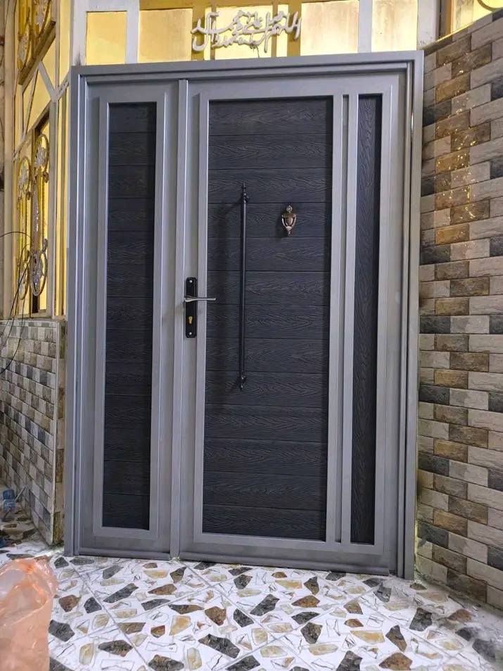 ورشة حداده عامه و #متنقله 
#ابواب -شبابيك 
 ابواب بدل الخشب 
باب قاصه .
 #محجرات 
#مراجيح -ميز طباخ  
#كرفانات سندوج 
شوايات . 
صيانه وصبغ . لحديد القديم ابواب شبابيك 
العنوان /البصره /الزبير 
للتواصل ... ***********
واتساب .....***********
 عمل درجه اولى  . 
باسعار مناسبه  وجميع المديلات
