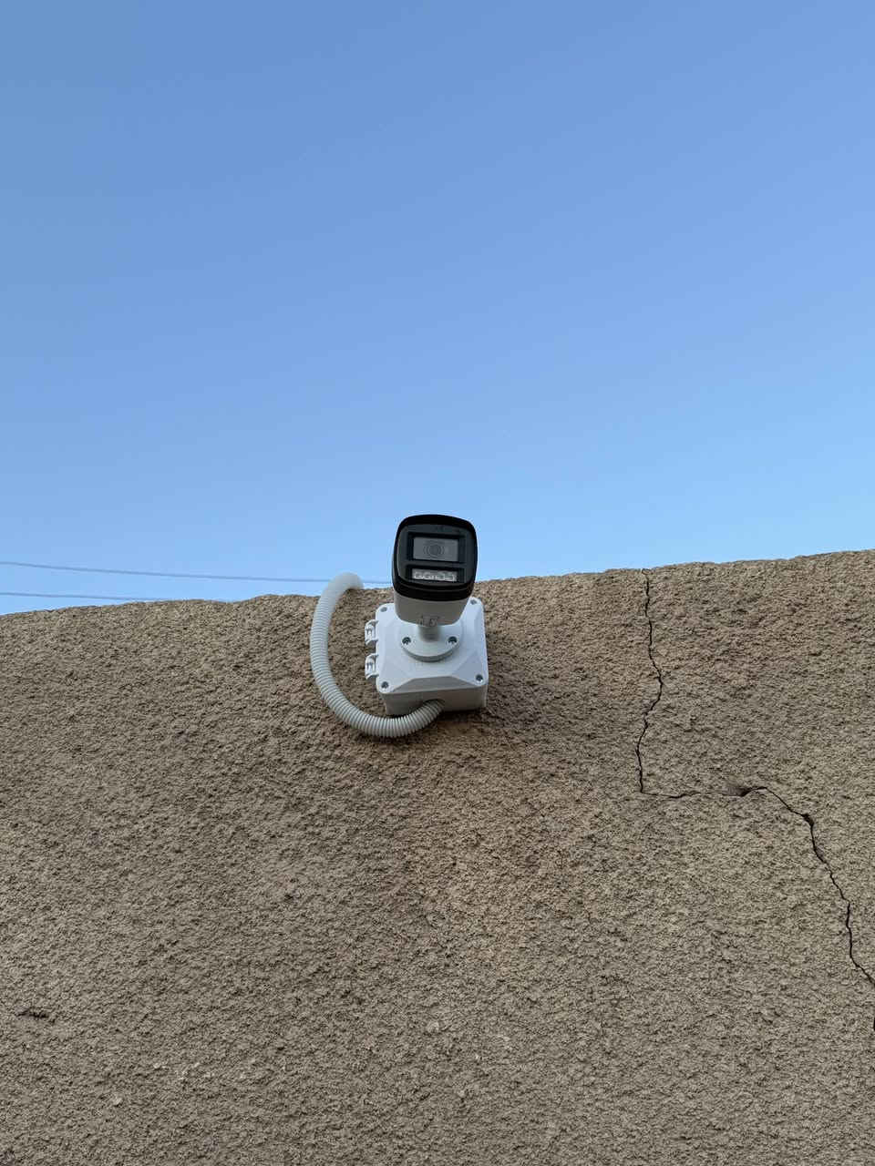 أسعد الله أوقاتكم بكل خير .
بفضل الله تم تنصيب منظومة كاميرات مراقبة متكونة
 من 16 كاميرا 5 ميكا 
من شركة دهوى تكنولوجي العالمية 
في محافظة واسط-قضاء الصويرة 
وبضمان حقيقي لمدة 1سنة
__________________________________________________
ملاحظة*
لانعمل بالتجاري نهائياً فقط الاصلي الوكالة.
__________________________________________________
للطلب او الاستفسار:
***********
***********
***********
واسط-الصويرة-المزرعة
