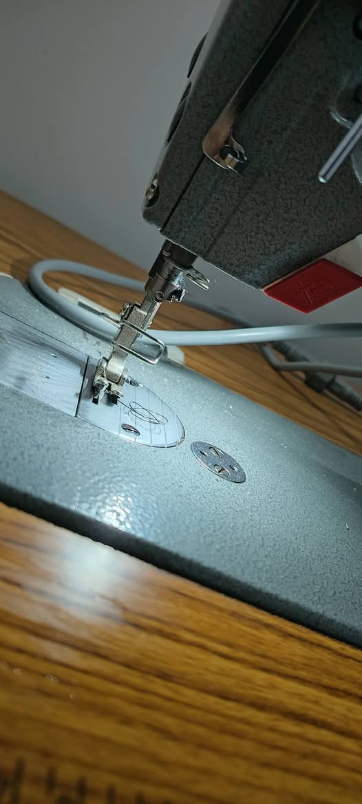 السلام عليكم
مكينه للبيع نظيفه حيل ما مستعمله نوعها جاكيت الاصلية الشراي يتصل على ***********
***********
