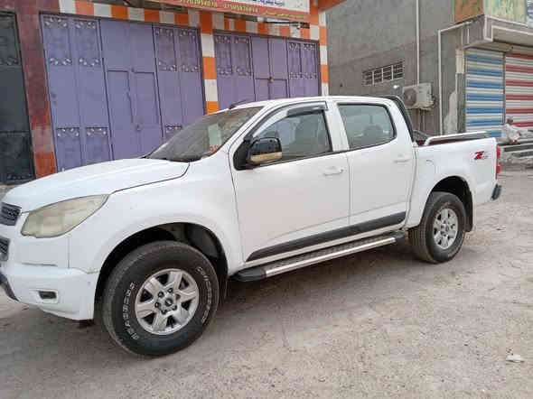 ا السلام ع للبيع سياره بأسمي السعر ٩٥ $   العنوان بغداد التاجي او غزاليه ال
٩بيكم امريكي كالورادو مو  ديل ١٣ فول مواصفات اتو ماتيك شاشه تحكم ستيرن 
تبريد ثلج  تايرات تخم جديد 
صدر جديد بلادي كير محرك ياباني ففتي 3000 السياره بيها صبغ وضرر تصل  
 السعر قفل ٩٥$
***********تصال فقط
***********وتساب
***********وتساب
