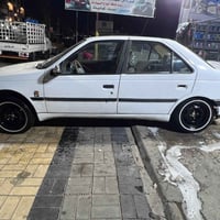 شباب بيجو 405 2017 خصوصي سياره خير من الله كل نقص مابيه تبريد كير مكين...