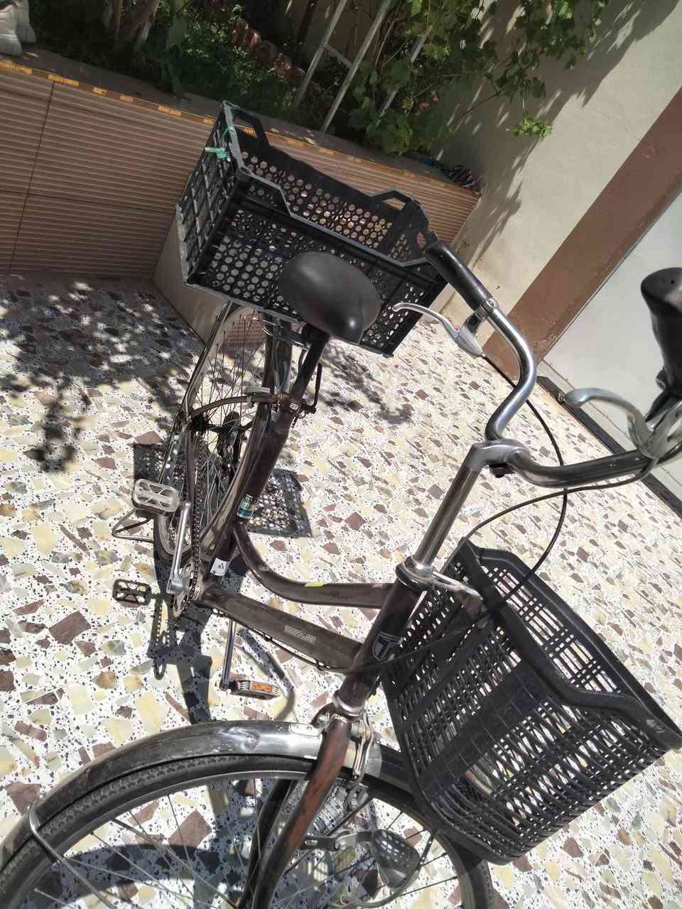 سلام عليكم عندي الدراجه للبيع سعر 75 بي مجال 
العنوان كركرك


**إذا كنت صاحب هذا الإعلان وتريد حذفه لأي سبب، رجاءا أرسل رسالة إلى الدعم الفني**