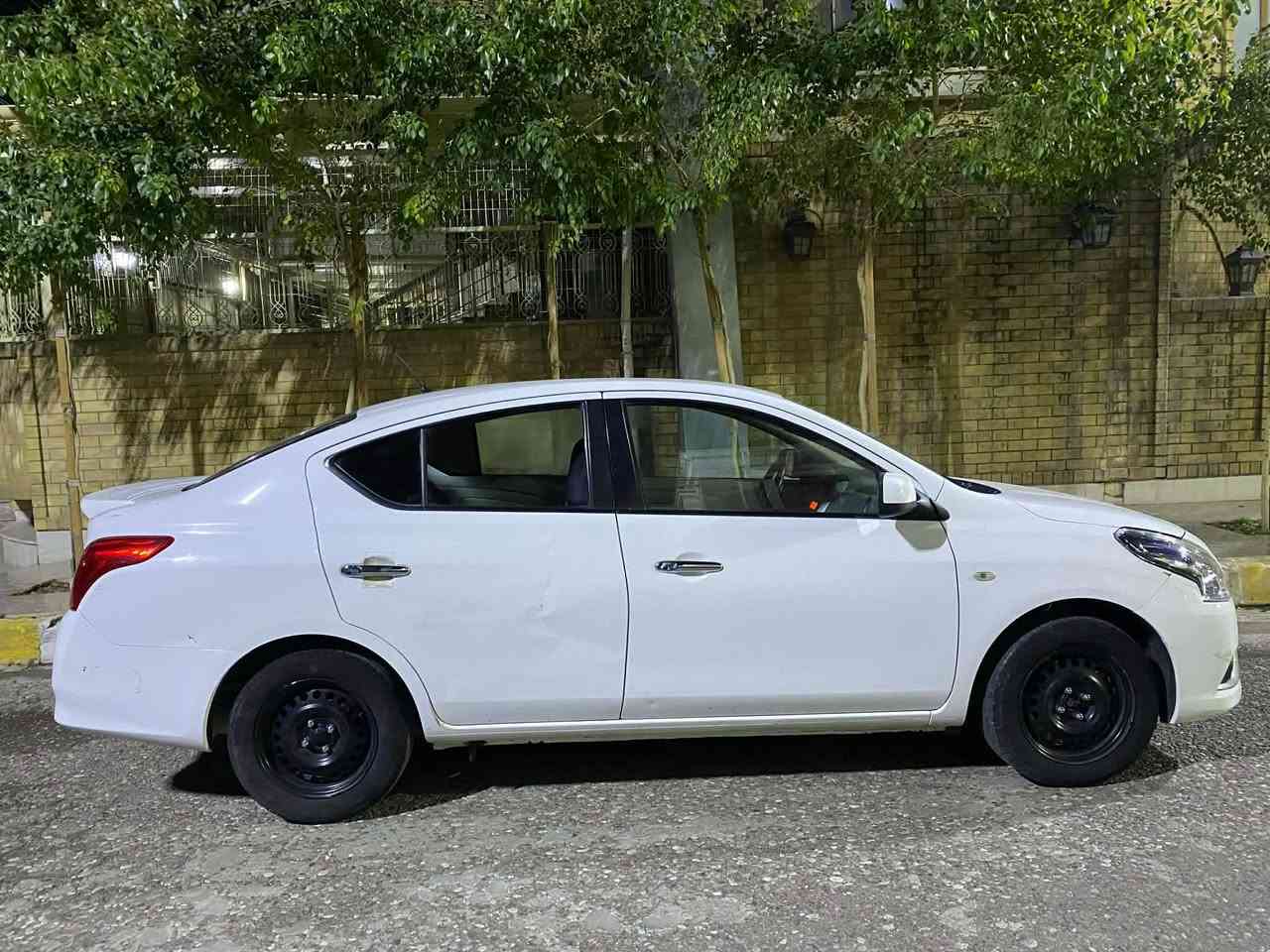 Nissan sanny
مؤديل.٢٠٢٢ فول فولة ١ دةرگاي گؤراوة بيلد لؤي بةستراوة ١ دةرگاشي قؤپة جانةكراوة باقي هةموي بةشةرت گير مةكينة تةبريد سةيارةكي بي مةسروفة سةنةوي نوية ٤ تايةي نوية بةناوي خؤمة لة هةوليرم سعري ١٠٩ مةجال
*********** أربيل, العراق
