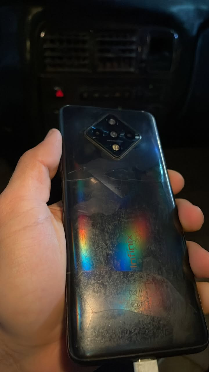 سعر 100 مكاني بصره مشكلته بس كامرة خلفيه مغوشة بيها تراب


**إذا كنت صاحب هذا الإعلان وتريد حذفه لأي سبب، رجاءا أرسل رسالة إلى الدعم الفني**