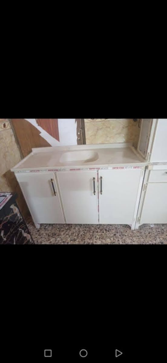 ***********كاونتر مترتين ونص جديد وسنك متر و30 مرمر العنوان ابو الخصيب البهادريه يم محطه الغاز يوجد خدمه توصيل الاستفسار خاص
