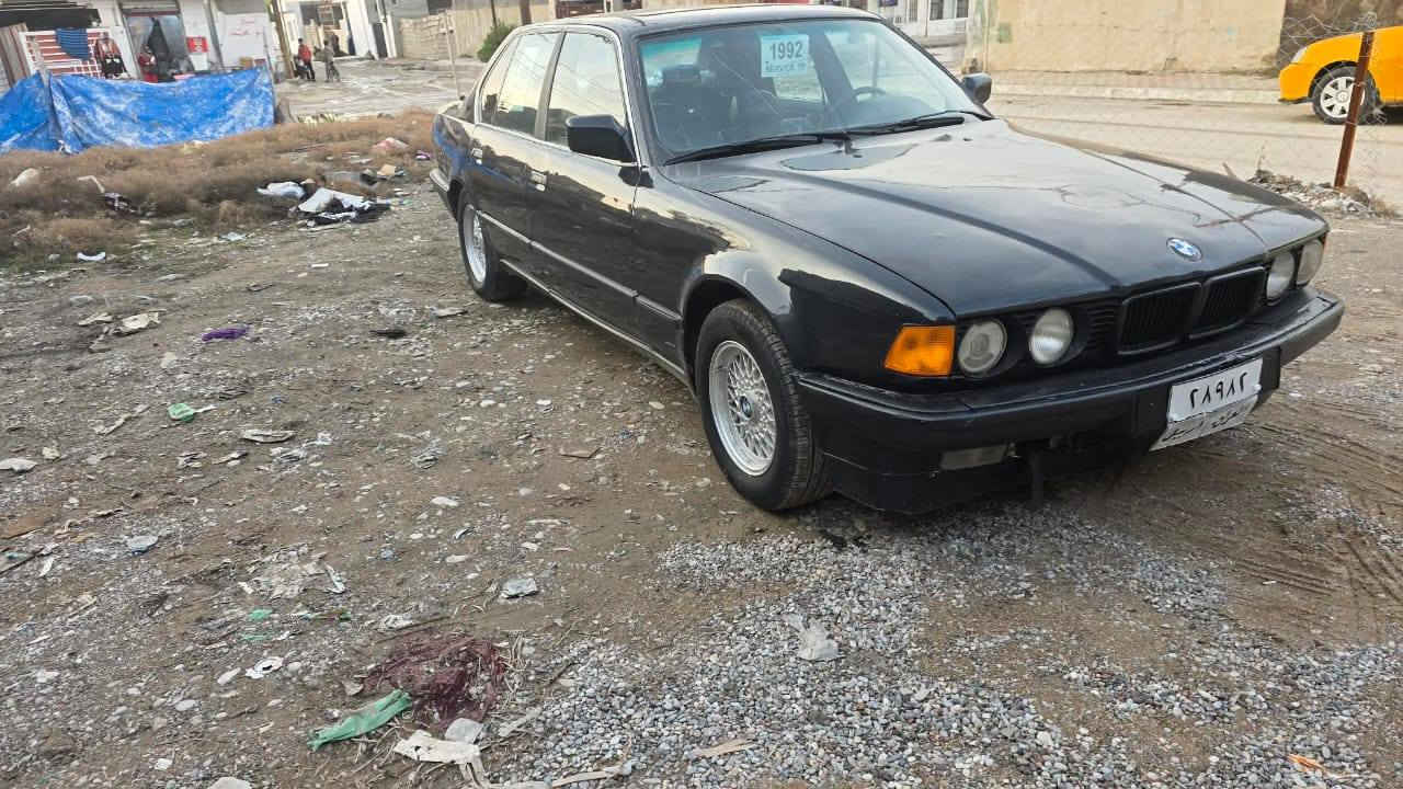 يا الله سلام عليكم للبيع بي ام  حجم 735 لون اسود مكفوله من حادث ڰير اوتو ماتيك كشانه جلد غرفه جديده تخم تاير تخم ويل كروم كهربائيات خير من الله حداديه جديده سياره ماناقصه اي شي كير مكينه بل شرط رقم اربيل شرط التحويل والوكاله سعر 48 بي مجال او مراوس بيئم حجم 500 رقم الهاتف ***********
