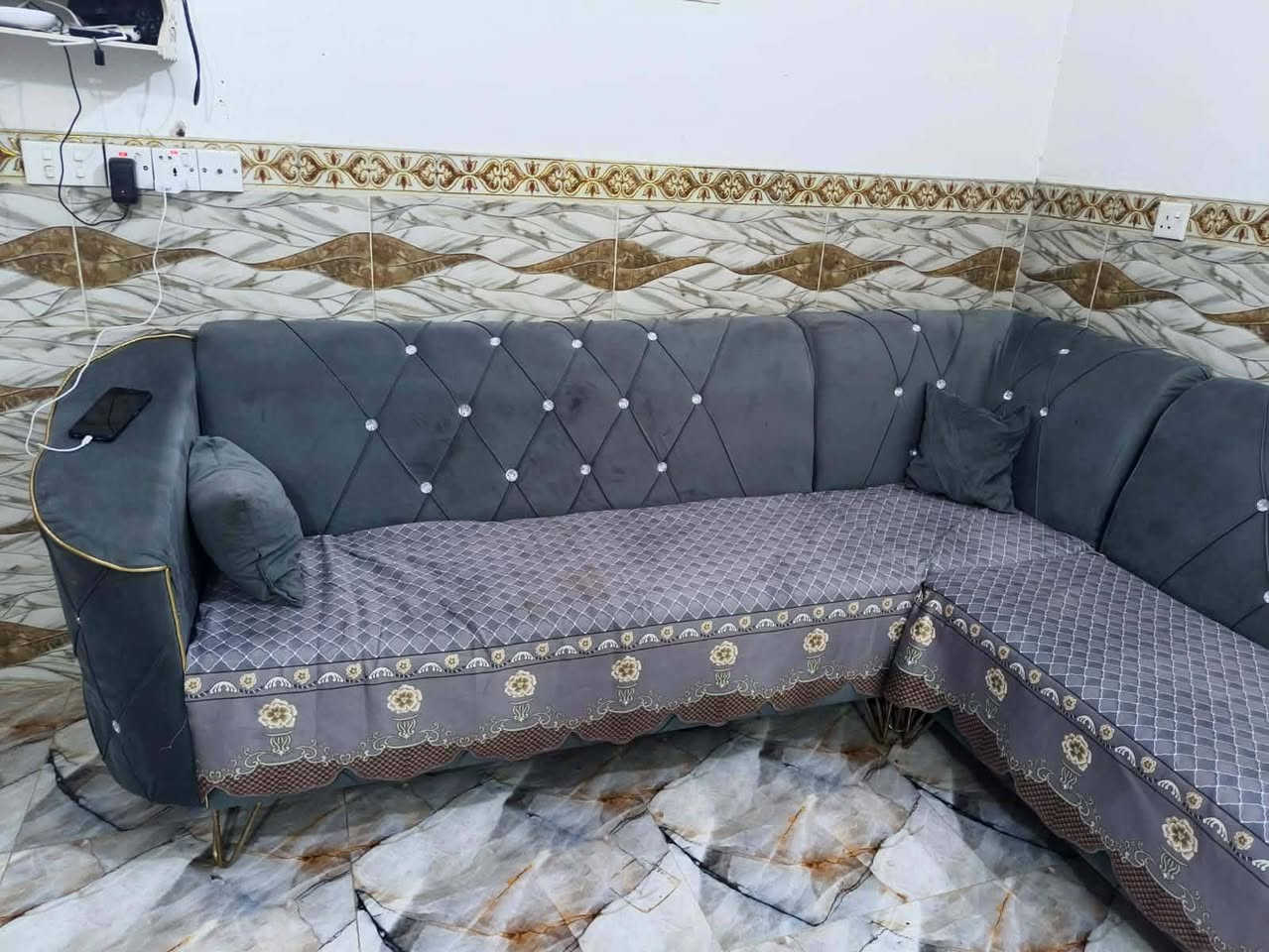ديوان نضيف كلش ب٢٢٥ وكنفيره شغاله نضيفه ب٩٠


**إذا كنت صاحب هذا الإعلان وتريد حذفه لأي سبب، رجاءا أرسل رسالة إلى الدعم الفني**