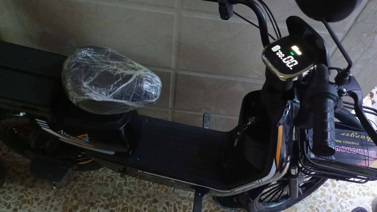 ماطور شحن 5 بطاريات حجم كبير السرعه الحقيقي 60 ،،،3نمره   اخو الجديد واحلى من الصورة السعر 300 وبي مجال شي قليل


**إذا كنت صاحب هذا الإعلان وتريد حذفه لأي سبب، رجاءا أرسل رسالة إلى الدعم الفني**