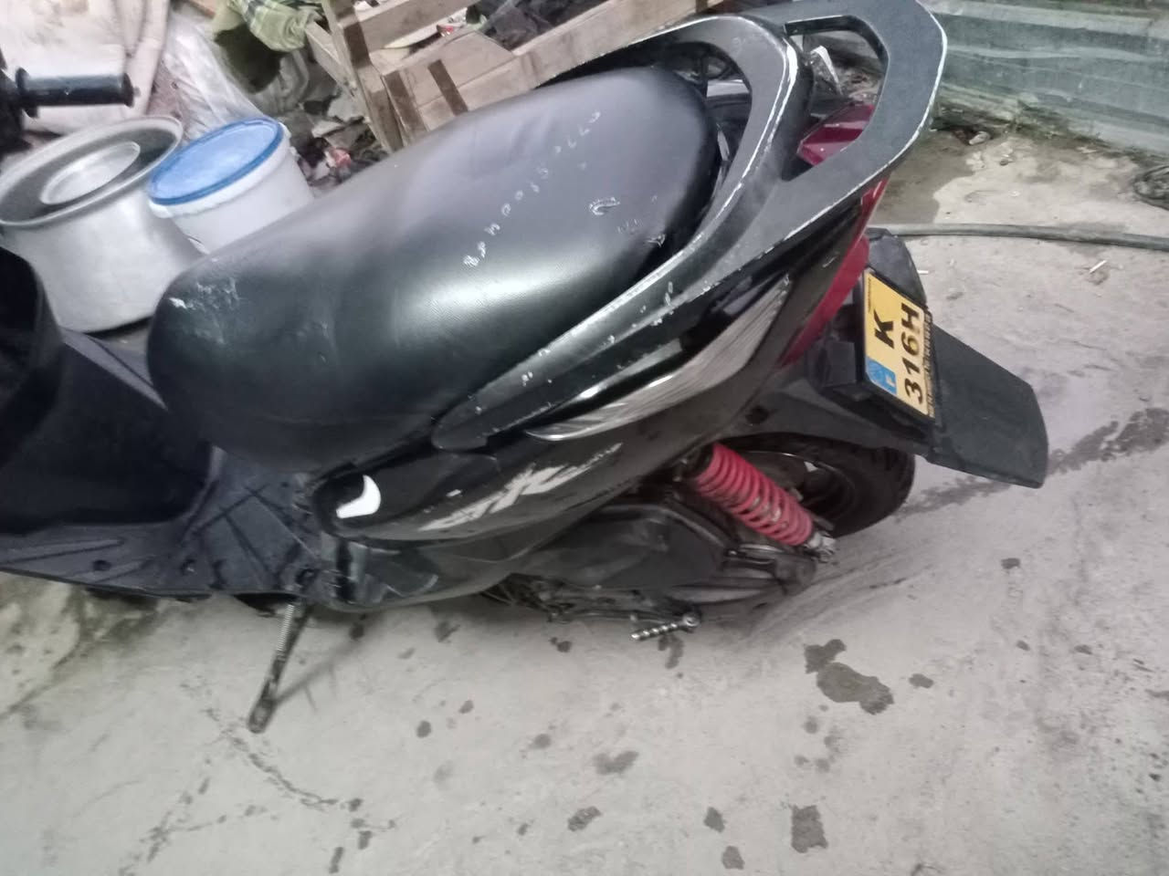 سلام عليكم دراجه ماكس ثعلب الدراجه كامله مكينه جديده كلشي مناقصهه نكره سلف السعر 400وبيهه مجال مكاني بغداد حي الجهاد مامتواجد خابرني وتدلل ***********
