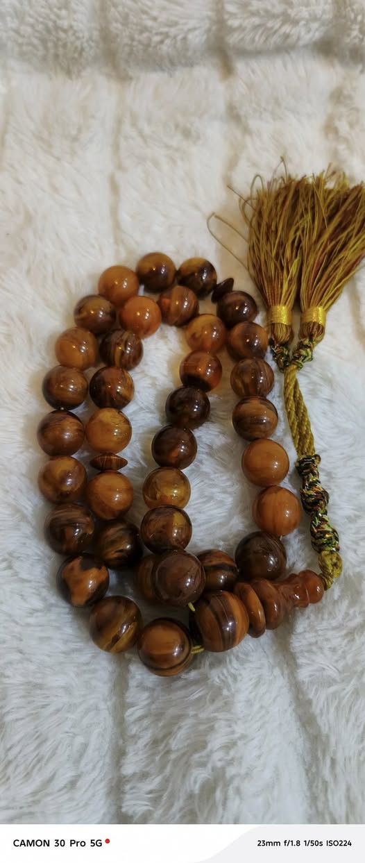 مسابح سندلس الماني 
مساطب قلم الماني دبس وراشي جراخه باكستاني (اسطة سيد حسين) معروف جراخته وتركي يخبلن بالحقيقه بعد احلى
كل وحدة وسعرهه توصيل كافة مناطق البصرة.    *********** واتساب
