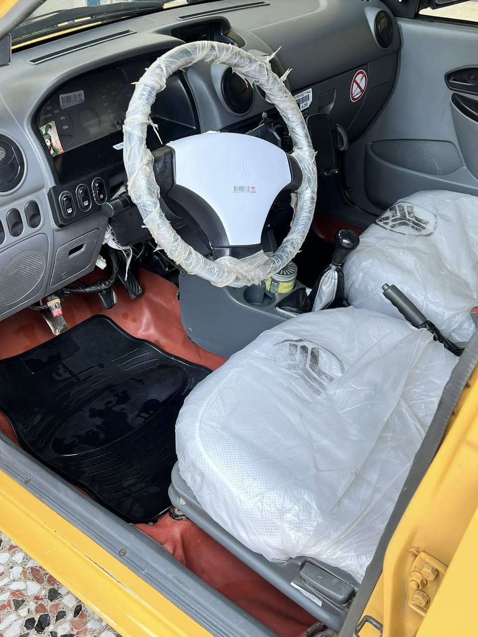 السلام عليكم سايبه مديل 2017 للبيع مكفوله گير ومحرك والتبريد ماعرف شبي من اخذتهه عاطل السعر ٤٠ وبيهه مجال مكاني بغداد المشتل الرقم ***********
