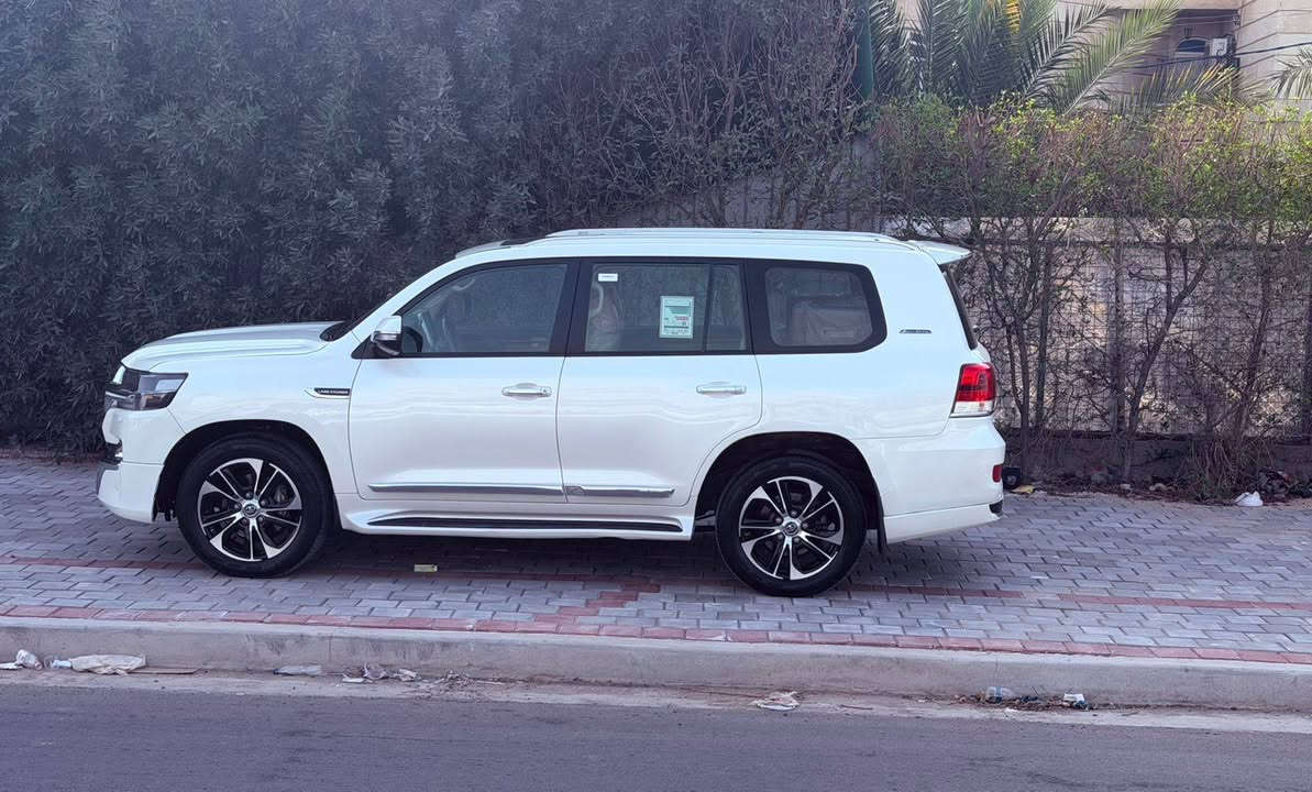 التفاصيل داخل الصوره شرط النظافة
