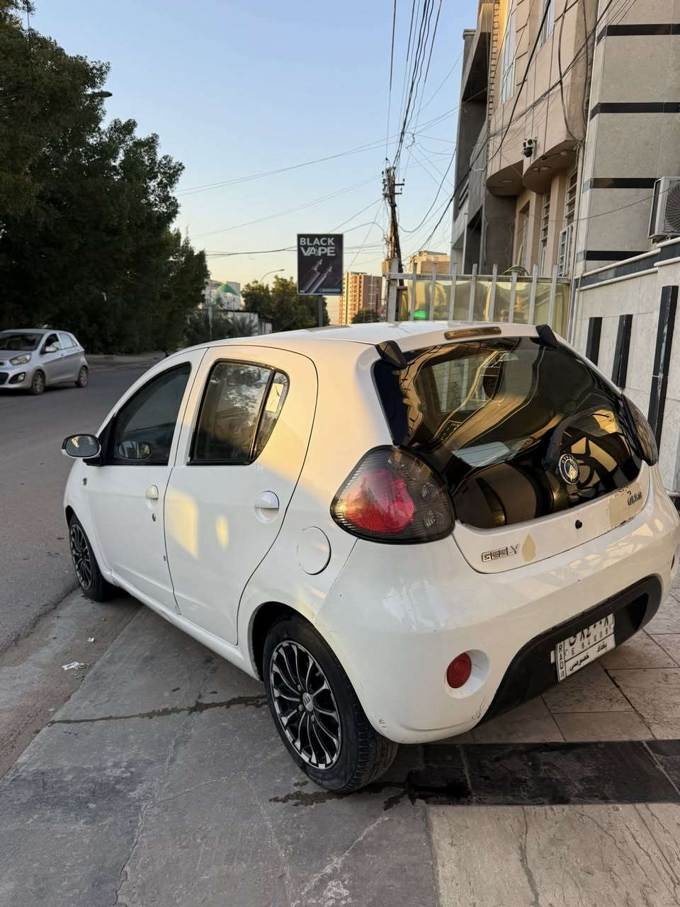 جيلي بانده 2013 رقم بغداد
كير مكينه على وضع شركه 
جاهزه بدون اي نقص مكفوله بدون اي ضربه 
سعر 54
مكاني سيديه ***********
