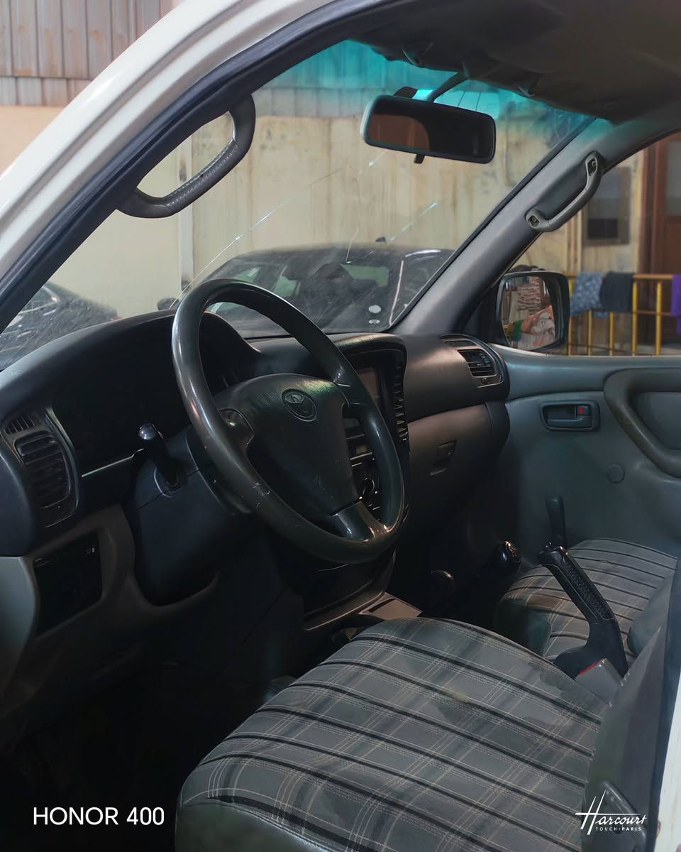 مۆنیکا 2001  فول عادی شتێکی زۆر جوان و موناسب تەحویل غەرامەو هەمووشتێکی بەشەرت گێر و مەکینەو دەبڵ ئەکسلی بەشەرت نرخی 110 وەرەقەو  مەعامەلە
0771 432 6361
