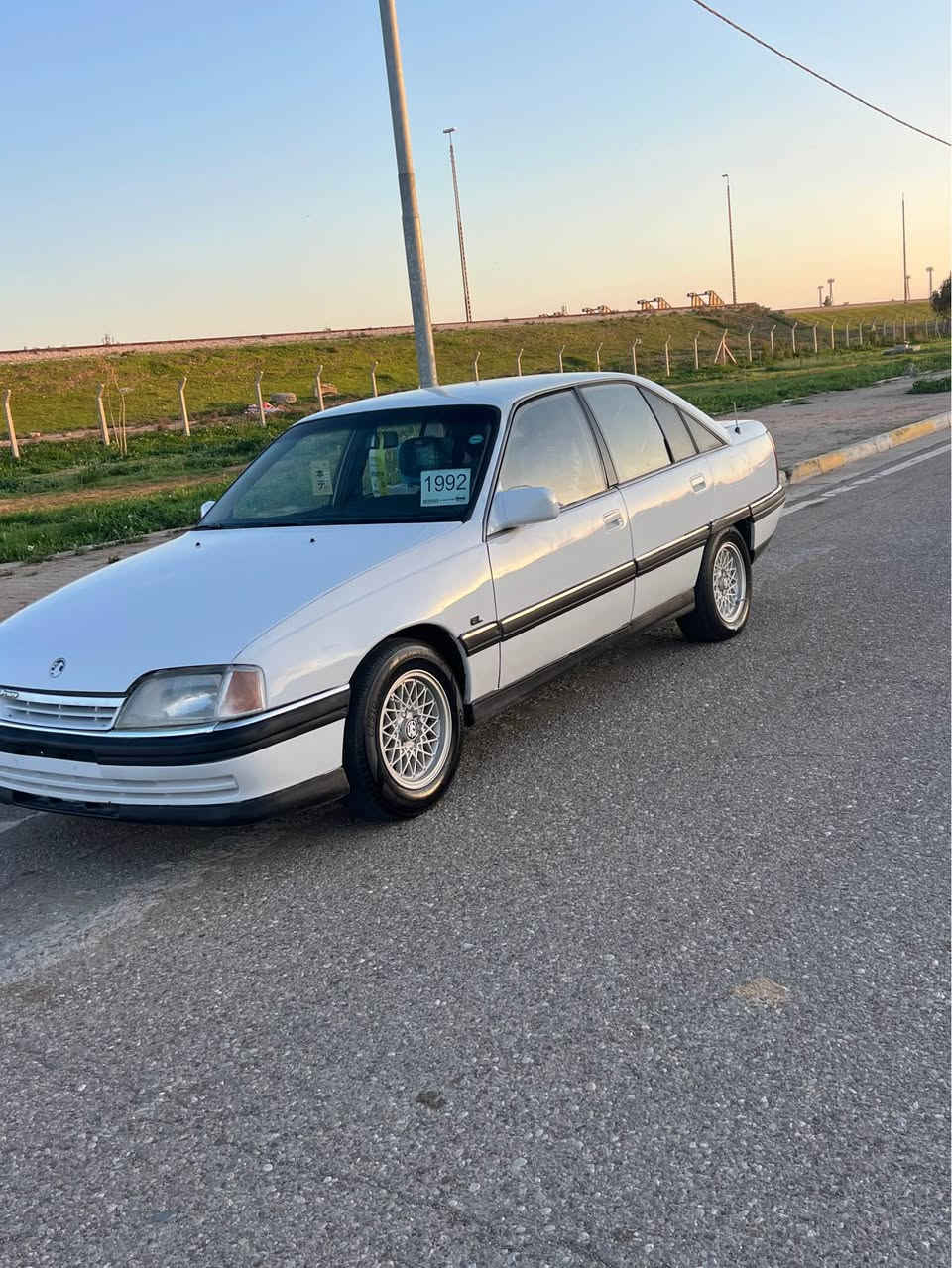 ئوپل ئوميگا موديل1992حجم 20بيلاد گير عادي گيرو محرك شرتت سنويه جديدد لحد2030بسمي بيها كوبون بنزين هه زه جديد سياره مابي نقص سبوغ حيزام جمالييه سعر48)بيها مجال بسيت ***********مكاني كركووك كركوك, العراق
