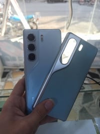 كامون ٤٠ برو 5G • ٢٥٦ جيجا • رام ١٢+١٢