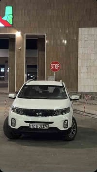 بسم الله الرحمن الرحيم ❤️  سورينتو 2014 لون ابيض كلين  بدون ضربة  السي...