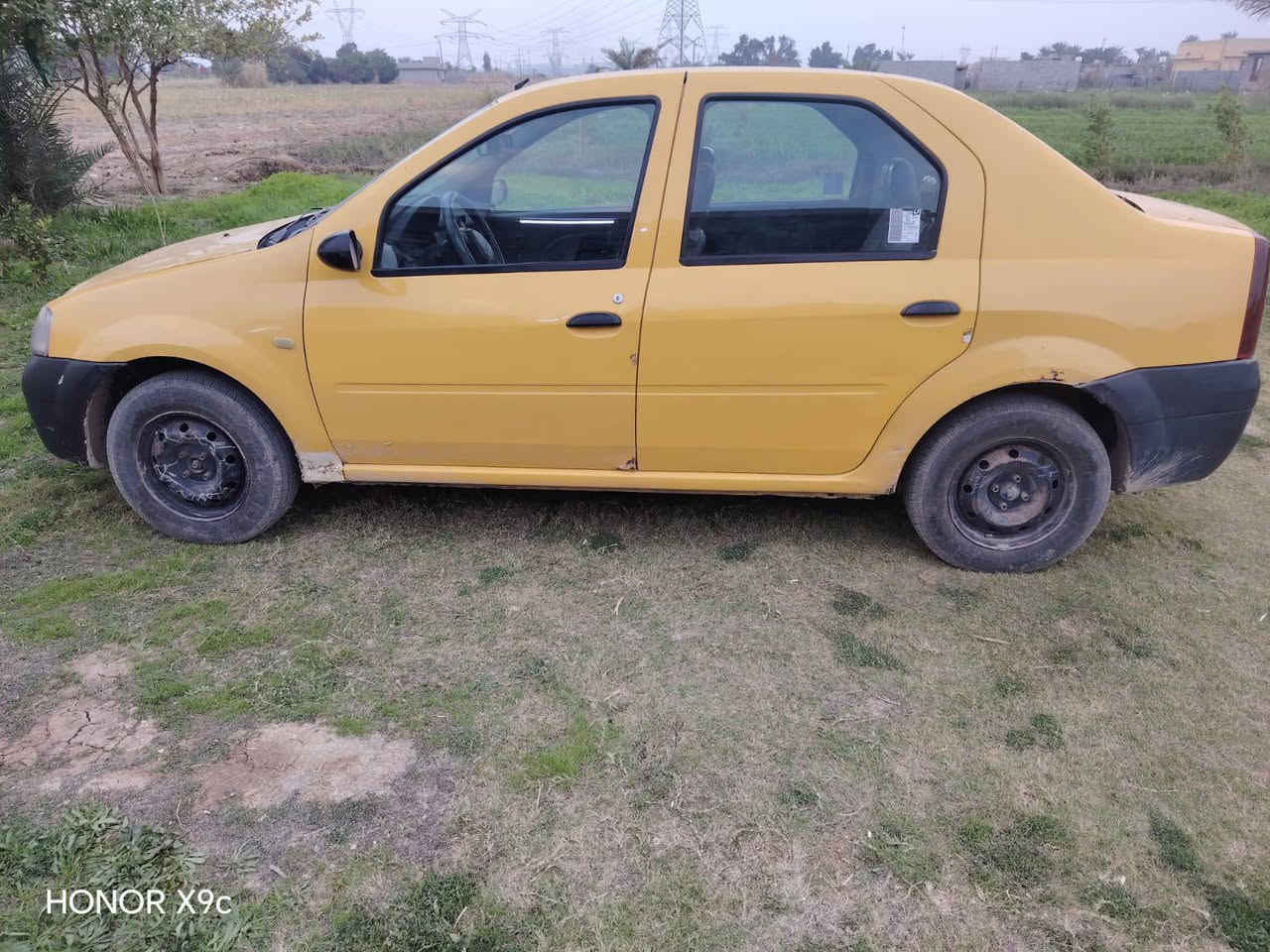 سلام عليكم سياره للبيع رينو لوكان موديل 2009
تخام تاير اجديد+دوشمة نضيفة 
سيارة مكفولة من كلشي سيارة جاهزة مابيها نقص 
بسمي سنويا تنتهي 29 سعر 42 وبيها مجال الاتصل على رقم الهاتف 📞***********
