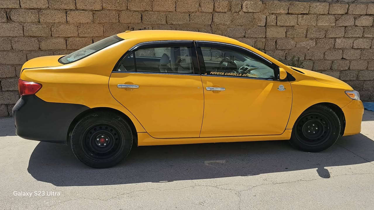 السلام عليكم
كورلا تكسي 2010

وارد كندي مكينه 1800

رقم كركوك مميز 

دفتر بانزين 

منظومة غاز 60L

تايرات جدد

حدادية جديد 

كير مكينه بشرط 

بيها كص قمارة وجاملغ السكن
السعر 88
***********
