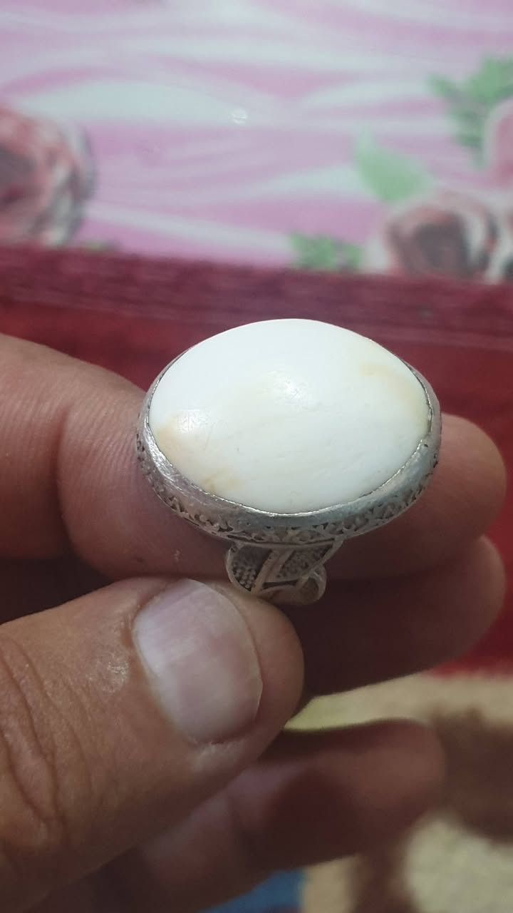 سلام عليكم محبس عطف للبيع تصال على رقم ***********بيع مستعجل
