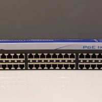 باج بنل بلوستروم • 8 بورت • 24 بورت