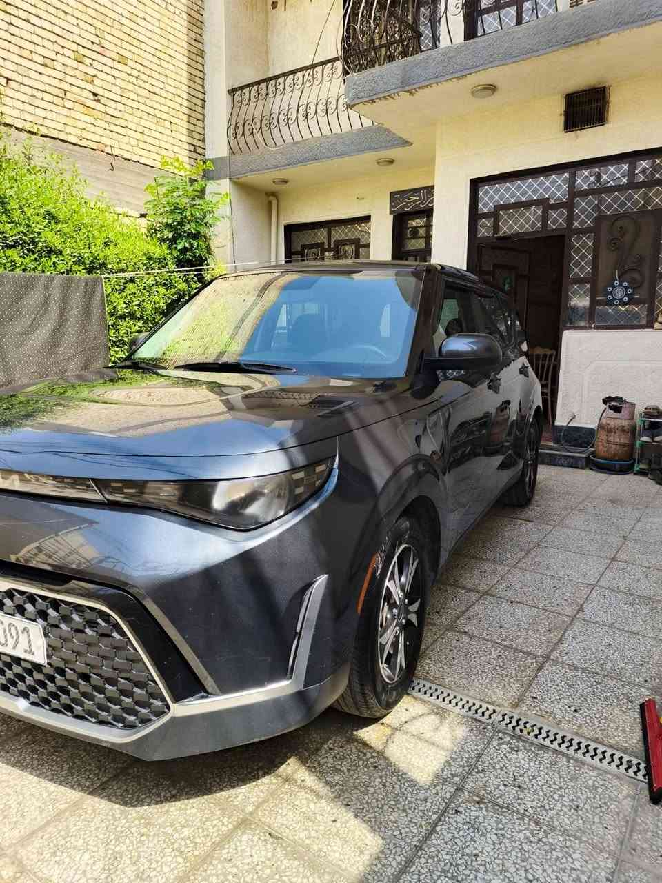 كيا صول موديل 2022 ماشية 125 الف كيلو مصبوغ بنيد فقط نفسة ليبل واحد سيارة بارد جملغ بدون ايرباك بدون لغد ولا شاصي محدث بجم  ٢٤ جاهزة سيارة بغداد بسمي للإستفسار *********** مكان سيارة بغداد بغداد, العراق
