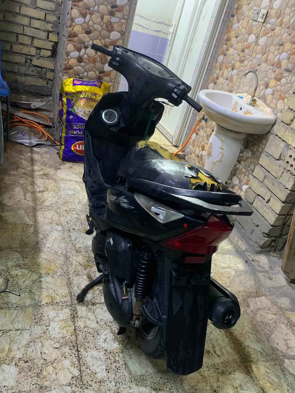 ثعلب للبيع دراجه ختم واحد عدا لبجم ممختوم. مكينه تخبل سلف هندر. كهربائيات شغاله سعر ٤٥٠ بيهة محال مكاني حريه ***********
