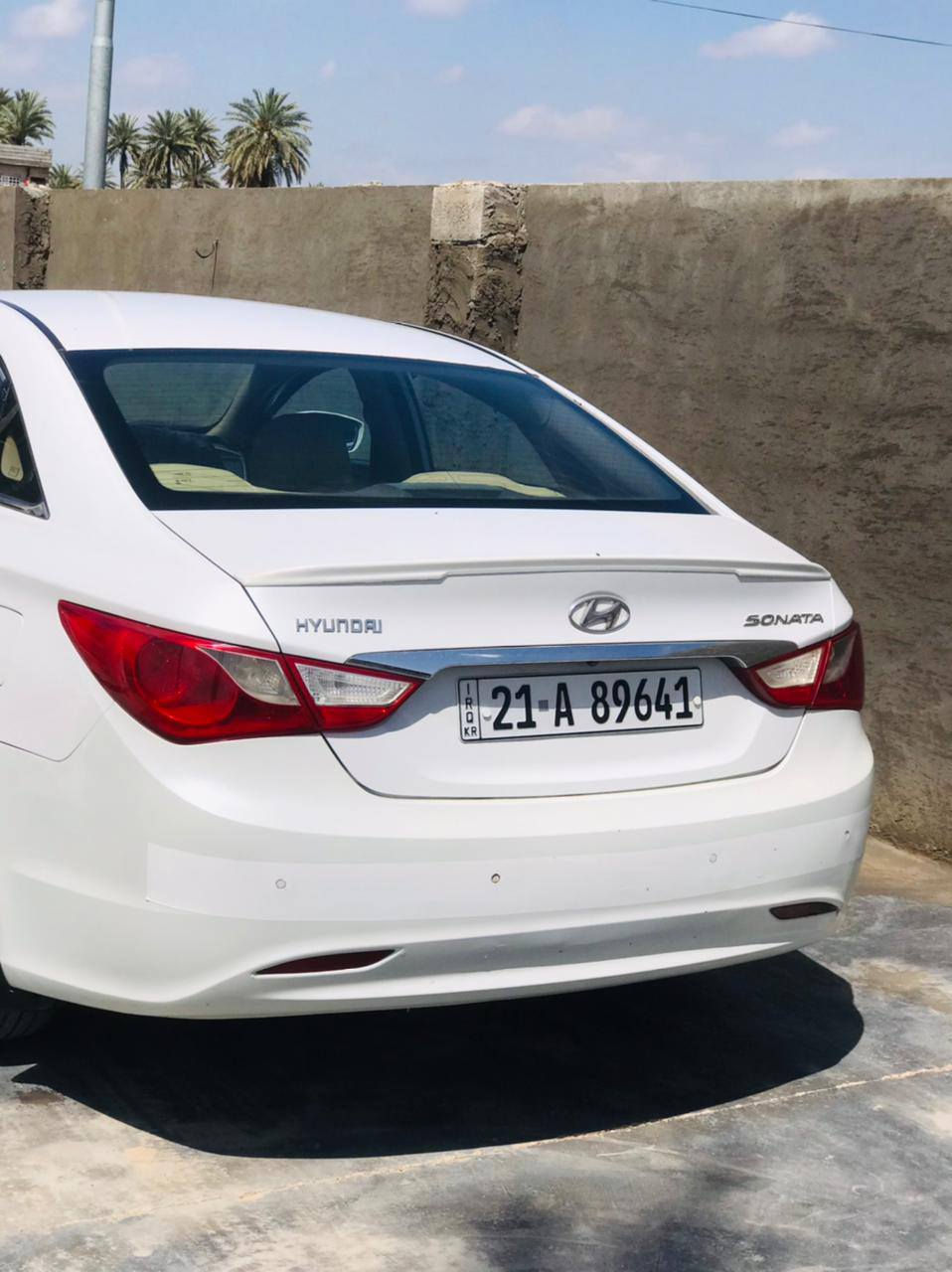 سوناتا 2011 ابيض
محرك 2400 رقم سلمانيه
السياره مكفولة من ضربه او حادث كلش نظيفه
بيه شبر بالباب صبغ اثر اشخوط ***********
