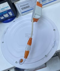 سبورت لايت ٣٢ واط الظهر ٢٠ سم  ضمان سنة استبدال   الكارتون ٢٠ قطعة سعر...