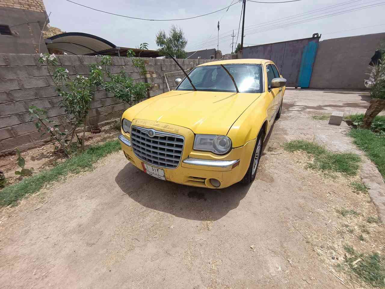 سلام عليكم سياره لفين٧خطه بصره عماره سعر 70وبيه مجال بكا لبصره***********
