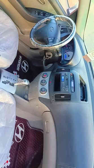 هۆندای ئەڤانتی بۆ فڕۆشتن براوەی دووبەی 
مۆدیل 2007
گێرومەکینەی بەشەرت 
پێشو پشت کەپس 
168هەزار ڕۆشتوا 
دینارمەسرەفی نیە کامل جائیز کراوا 
نرخی 44گەڵاو کەمێک مەجال   شوێن   کۆیـــە 
ژ.م *********** واساپو ڤایبەری لەسەرە
