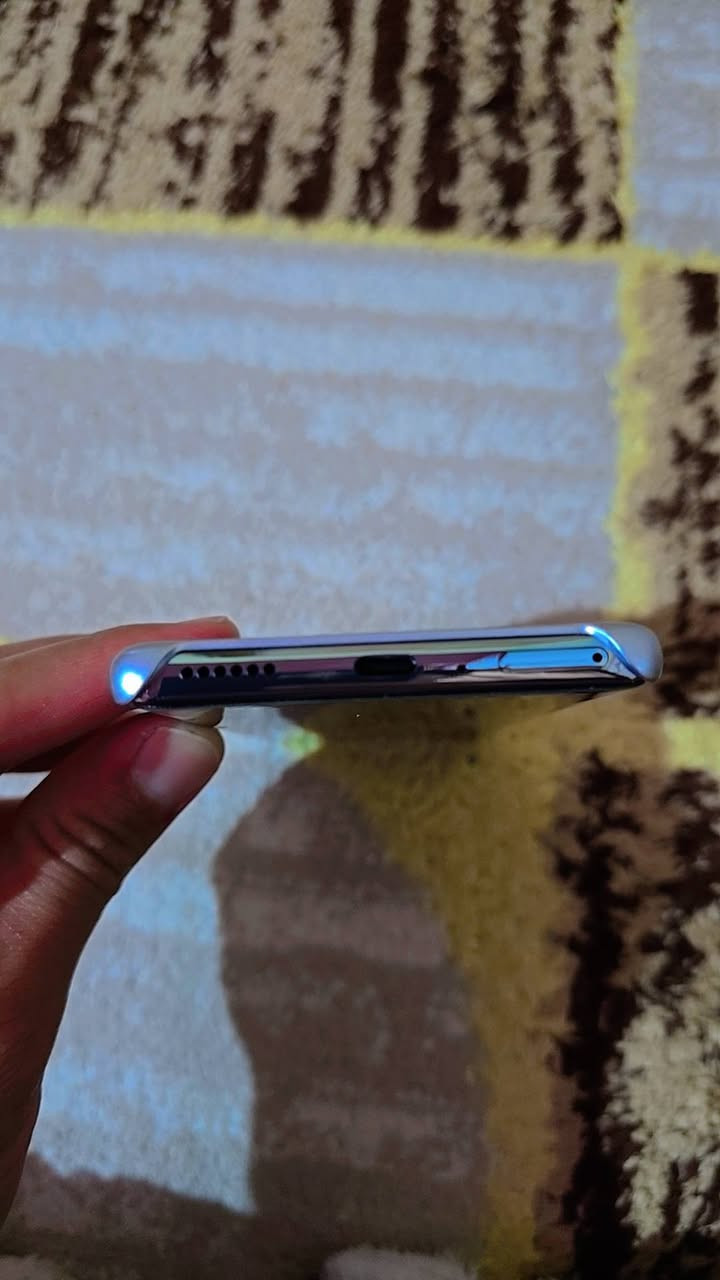 السلام عليكم جهاز كامون 40 برو فايف نضافتة 100 بل 100 كامل ملحقاتة استخدام اقل شهر السعر علا الخاص


**إذا كنت صاحب هذا الإعلان وتريد حذفه لأي سبب، رجاءا أرسل رسالة إلى الدعم الفني**