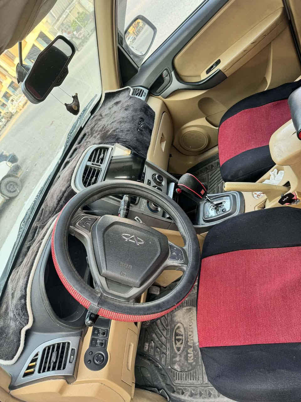 سيارة تيكو صيني محرك 1800 مكفولة ونضيف فول
رقم قادسية 
0783 111 7556 تواصل مع رقم 
السعر 63 وبيها مجال بسيط 
مكاني نجف 
اني مكلف بلنشر
