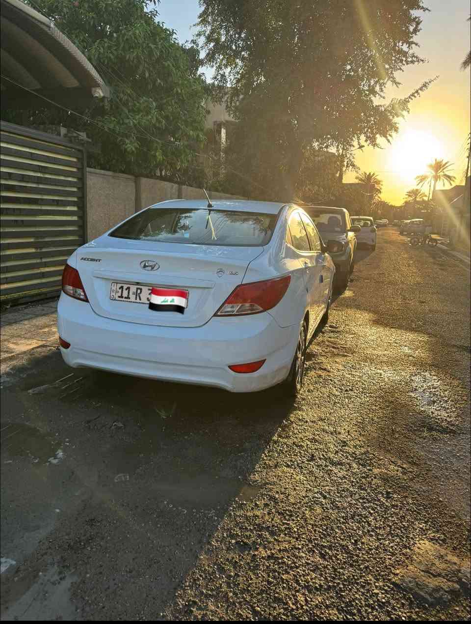 السلام عليكم اكسنت موديل 2016 محرك 1600 السيارة تبريد ثلج سلايد بيها فقط الدعامية الامامية صبغ وقطعتين بارد 
السعر 106 للاتصال ***********
