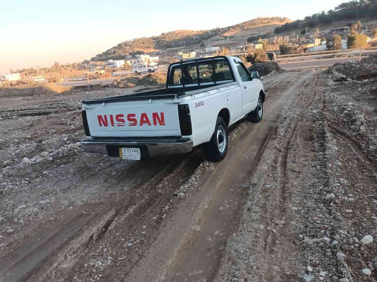 نيسان ٢٠٠٢ بؤفرؤشتن  تةبريدو باوةر كيرو مكينةو ئكسل شانسي بةشةرت زؤر جوانةو باكة تايةوتاخم بيش تازةية تحويل ئسلي شةرت تحويل سةنةوي تازةية ***********  ***********
