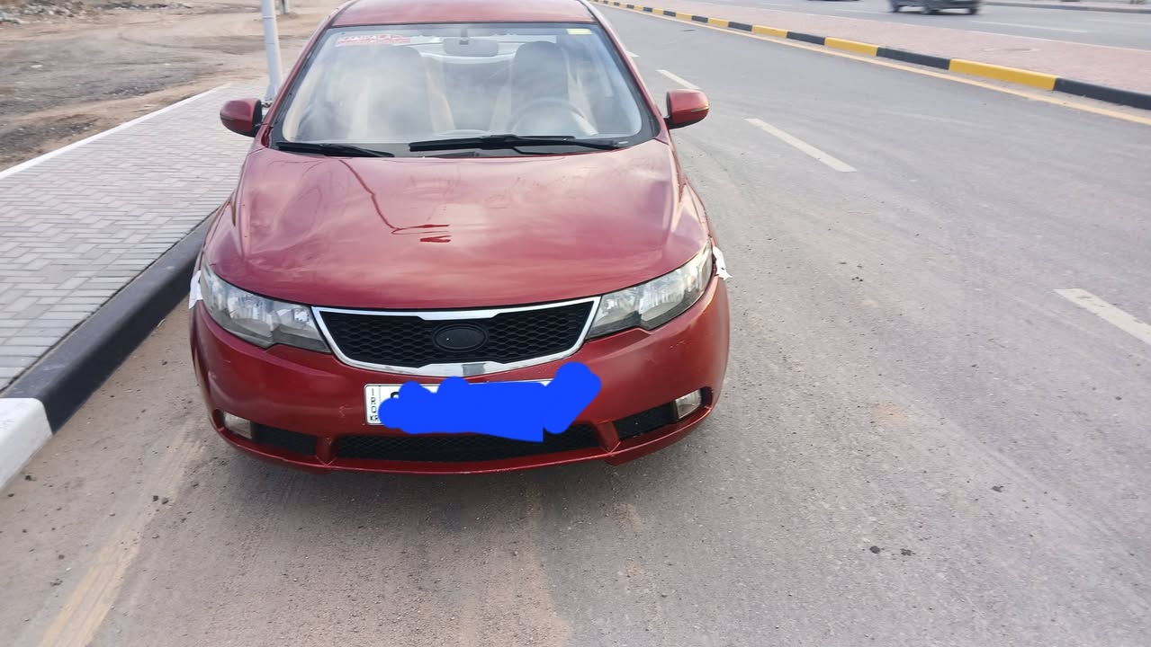 سلام عليكم سياره كيه سيراتو السياره رقم اربيل دولي موديل 12 مصبوغه حزام سنويه 27 العنوان البصره /زبير 
السعر 74 
الرقم ***********
