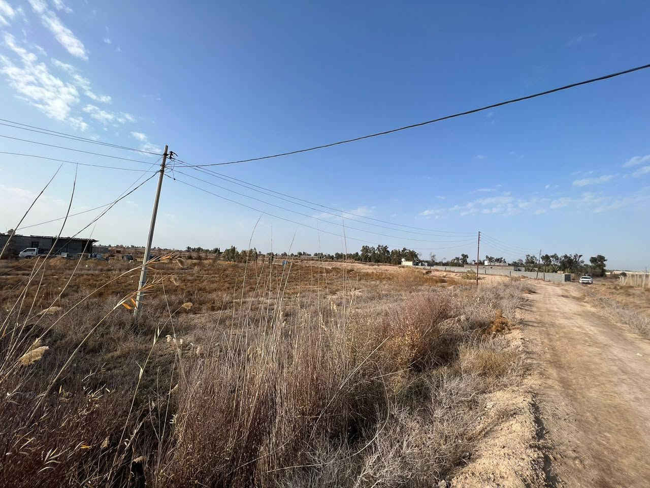 يالله .السلام عليكم. ارض لبيع مساحه( دونم)

جنس الأرض.طابو زراعي سند 25

واجهه 67م.   نزال.37م

عنوان..حولي المحموديه بدايه شارع الزائرين خلف محطه البانزين

تفاصيل اكثر  عل الرقم  ***********

خدمات . كهرباء+ماء
