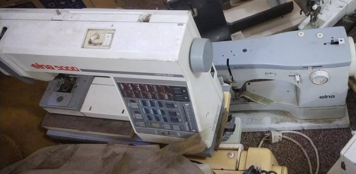 عدد 90 باله اخذتهم وي باله الأجهزه الاوروبيه للبيع الكمية كاملة بسعر مناسب اريد افرغ مكان عندي بضاعة جايه.
اجه وياهن كارتون كبيره بيه ملحقات وايرات ودواسات وغيرها ماأعرف بالضبط
*********** واتساب
