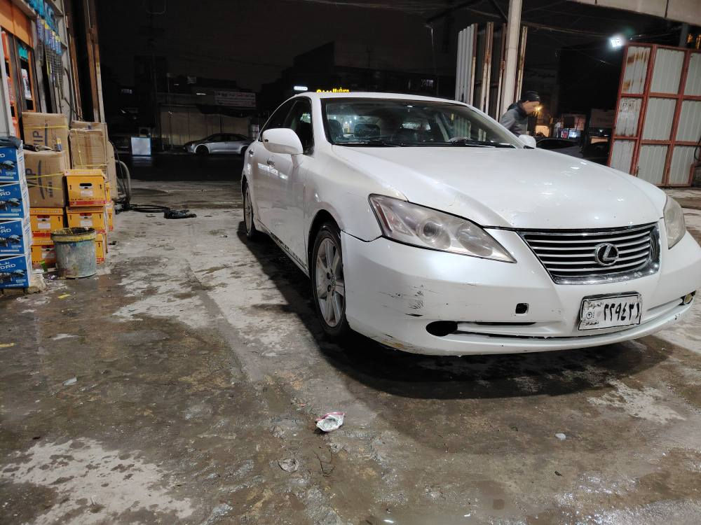 السلام عليكم للبيع لكزس موديل ٢٠٠٧ بسعر جدا مناسب مكاني شهداء السيدية ابيع بدون مكينة لان كايمة بس السيارة شغالة وين متريد اطلع بيهه *********** بغداد, العراق
